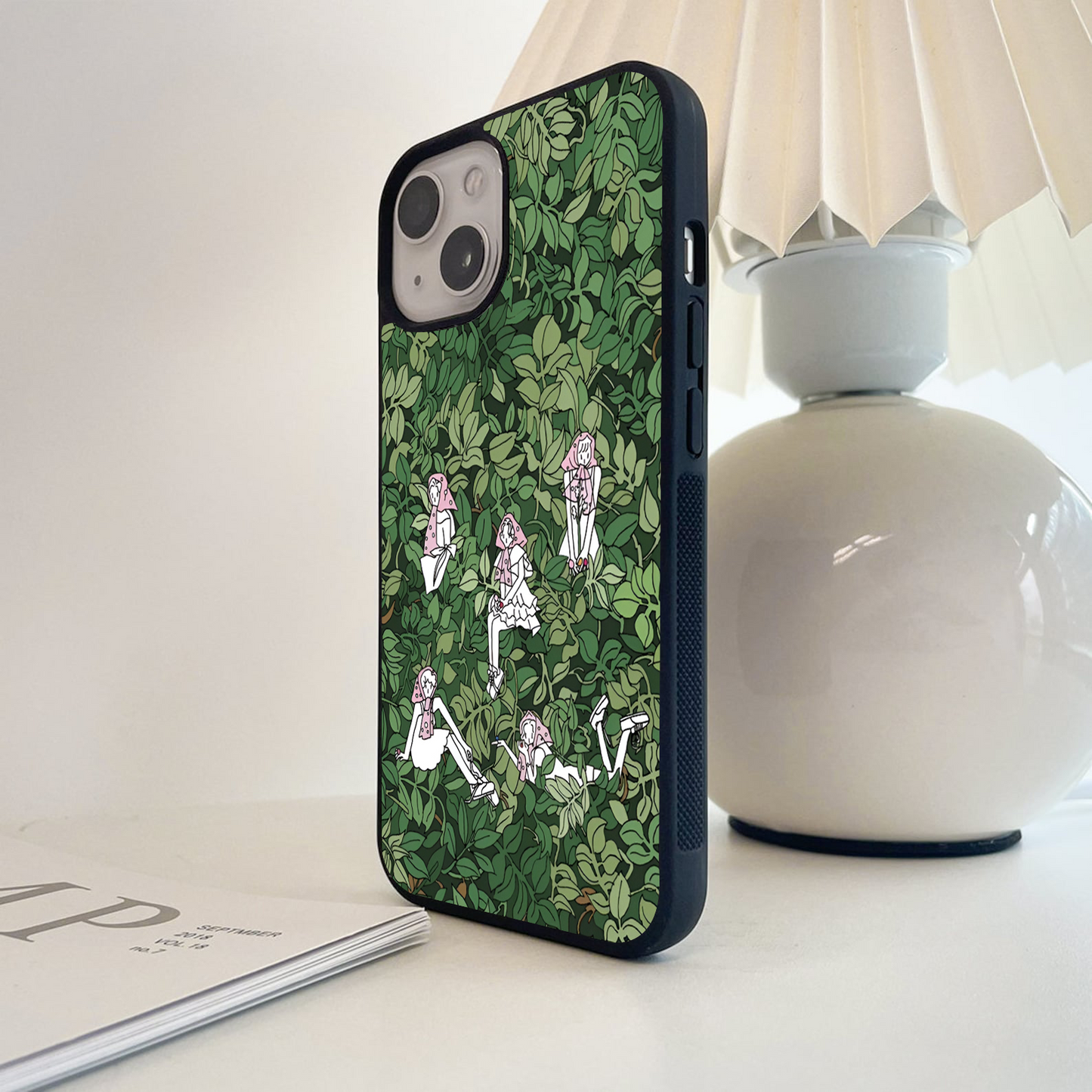 Hidden Leaf Girls Glass Case