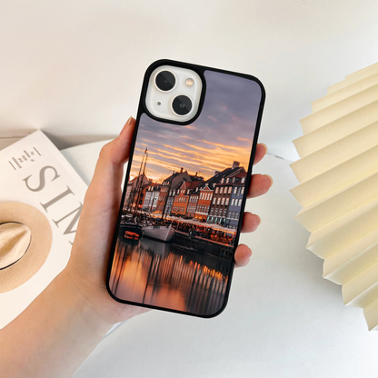 Nordic Sunset Street Glass Case