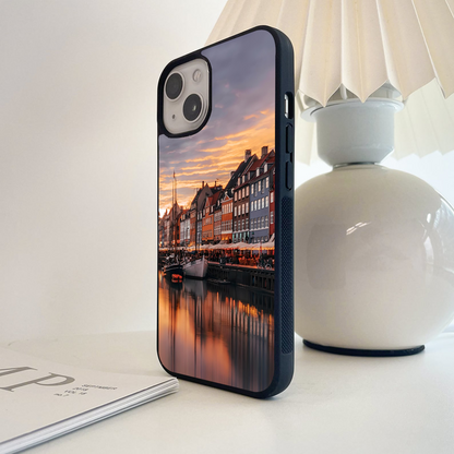 Nordic Sunset Street Glass Case