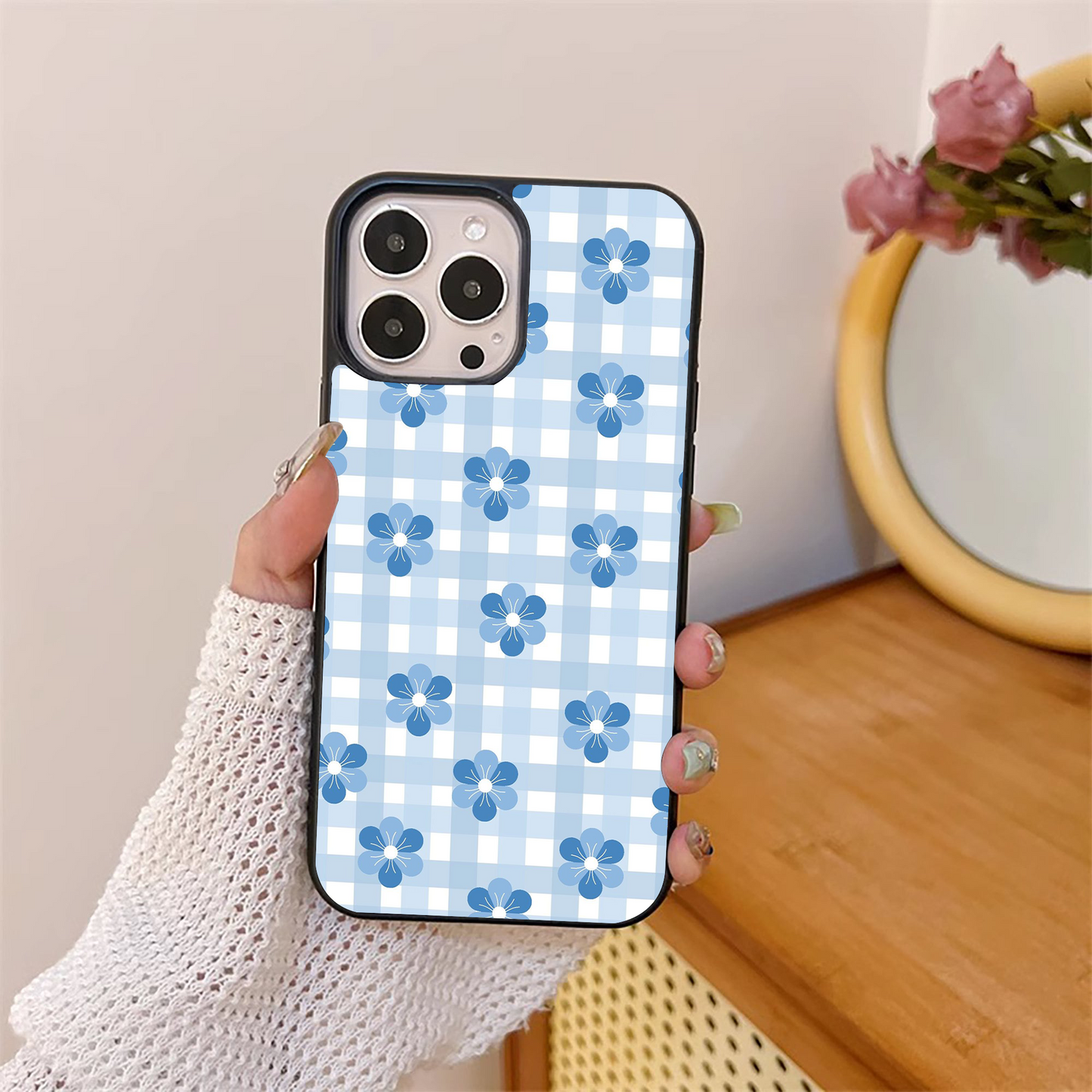 Blue Flower Checker Pattern  Glass Case