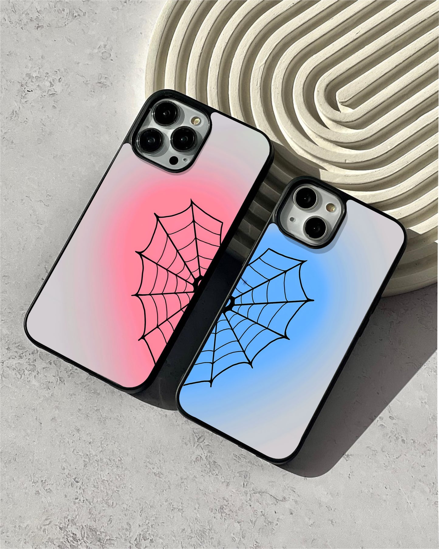 Friendly Spiders Glass Case