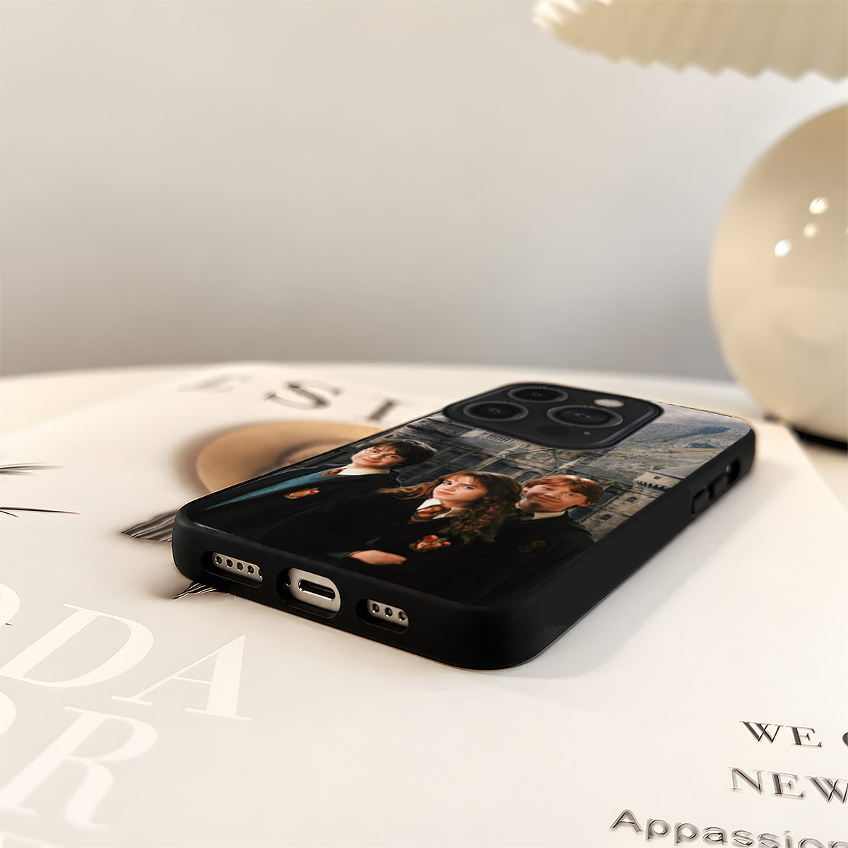 Harry Potter Hogwarts Castle Glass Case