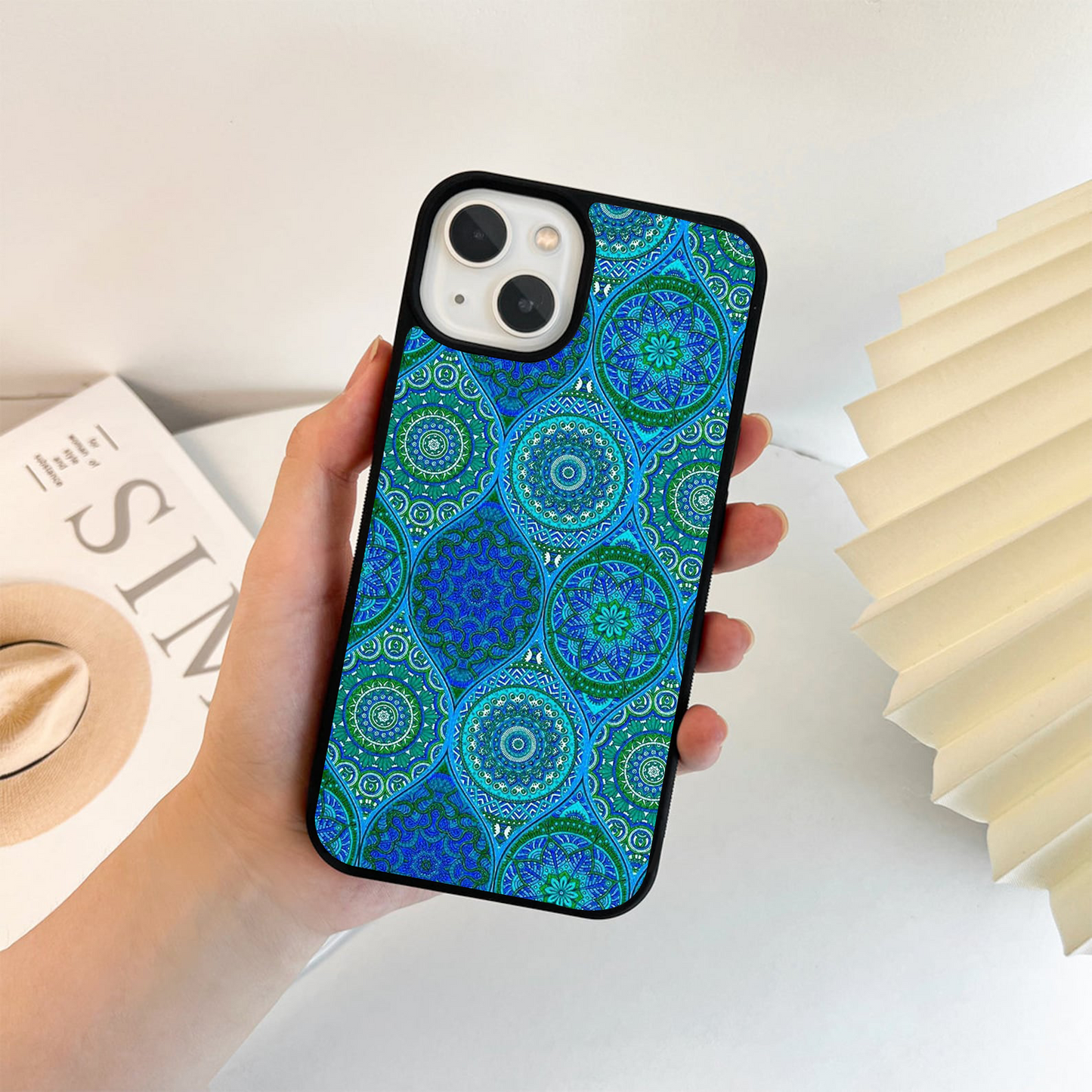 Green and Blue Mandala Pattern Glass Case