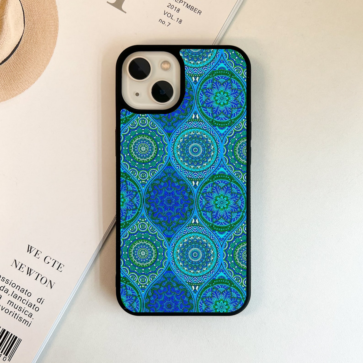 Green and Blue Mandala Pattern Glass Case