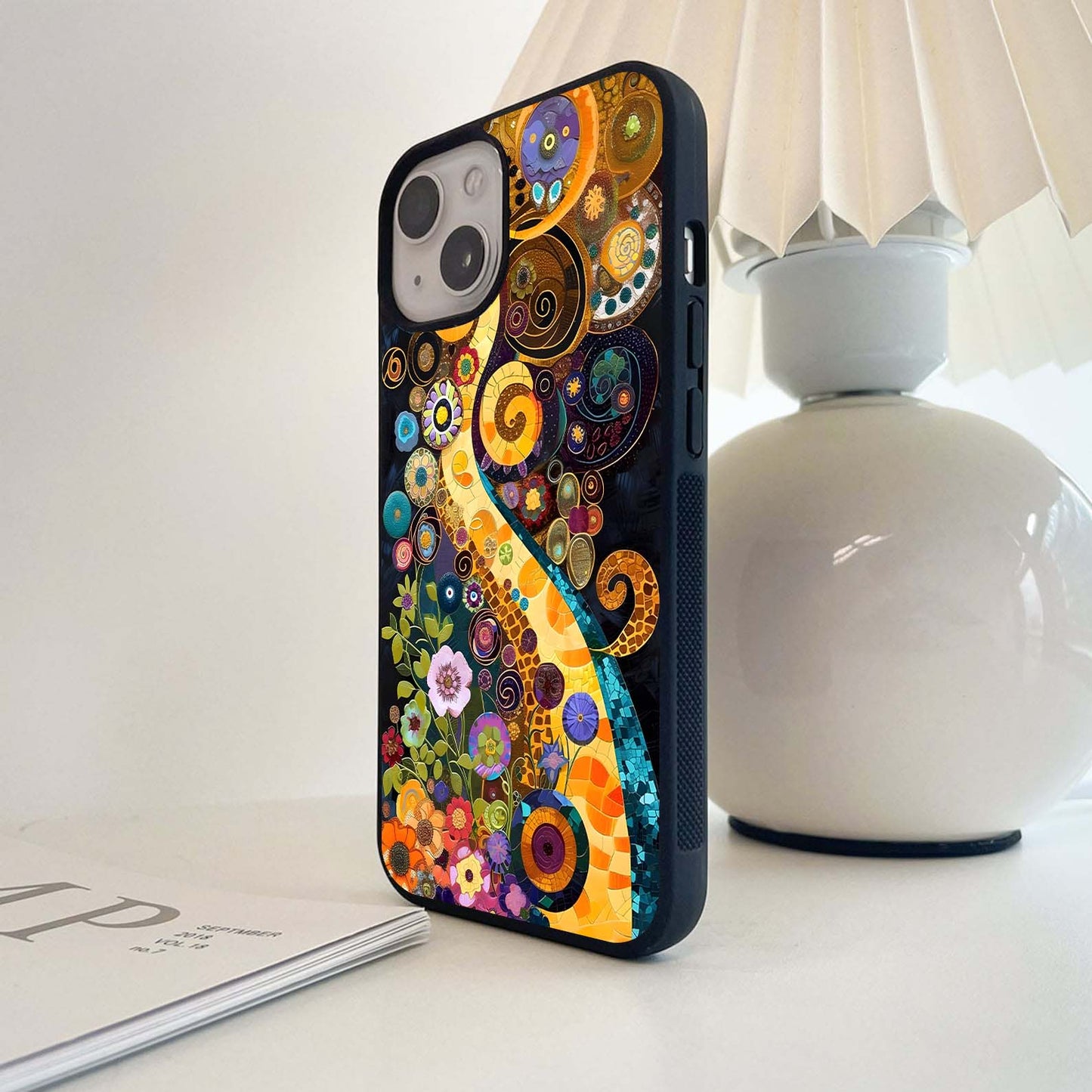 Dreamlight Garden Glow Glass Case