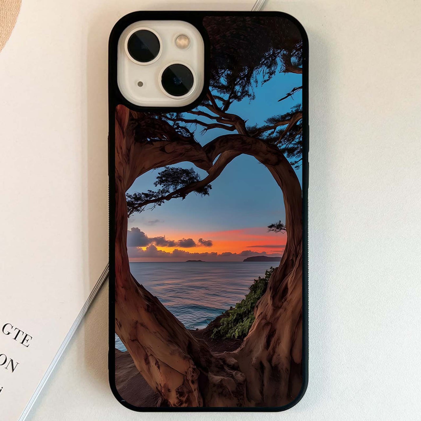 Heartwood Ocean View Glass Case