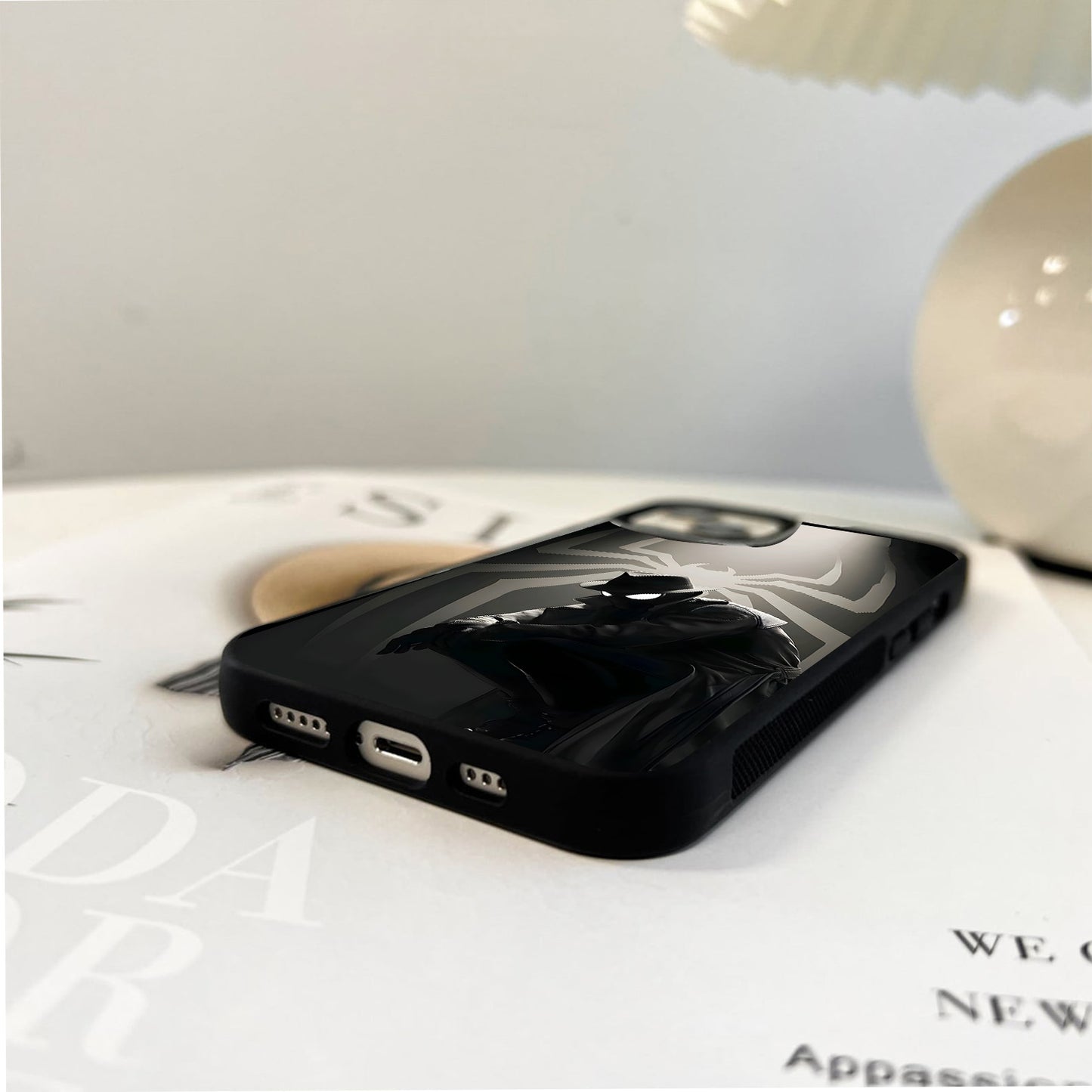 Noir Silent Vigil Glass Case