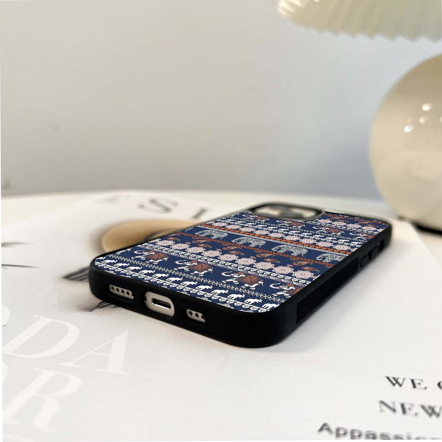 Blue Elephant Pattern Glass Case