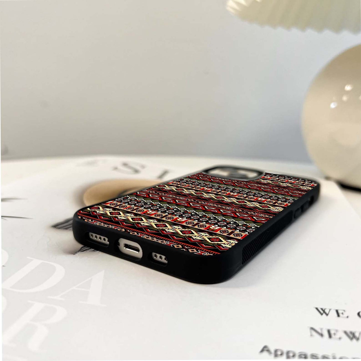 Wine Thread Pattern Glass Case