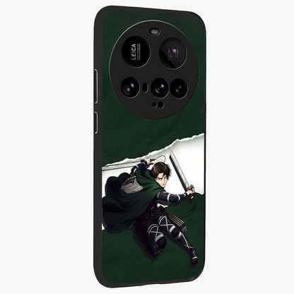 Emerald War Vanguard Glass Case upright view showcasing dramatic warrior artwork with bold fantasy theme.