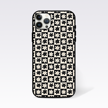 Little Daisy Pattern In Black & Beige Glass Case