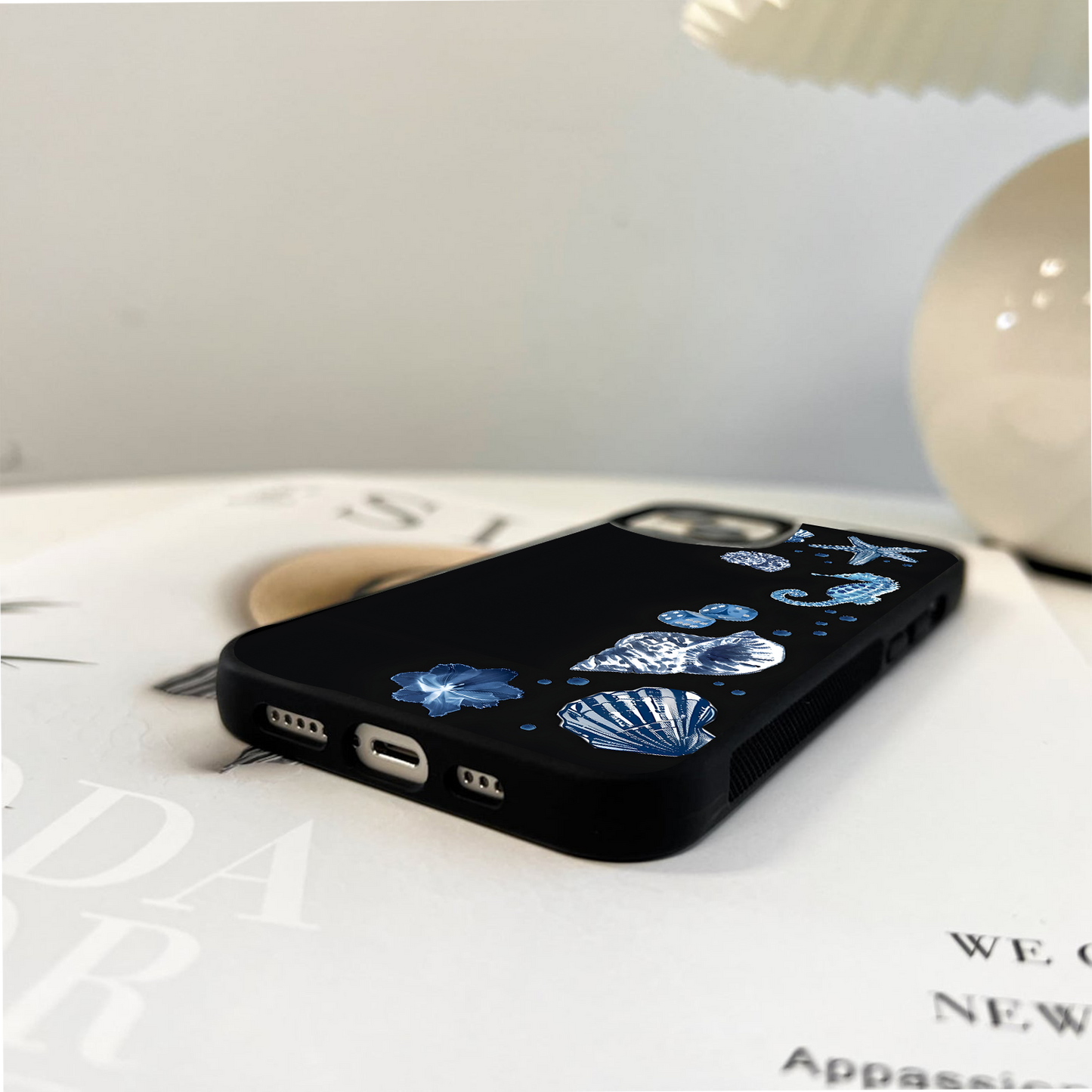 Ocean Trinkets Glass Case