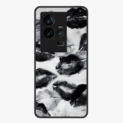 Midnight Kiss Marks Glass Case showing flat back view with lipstick kiss mark artwork and glossy glass finish.