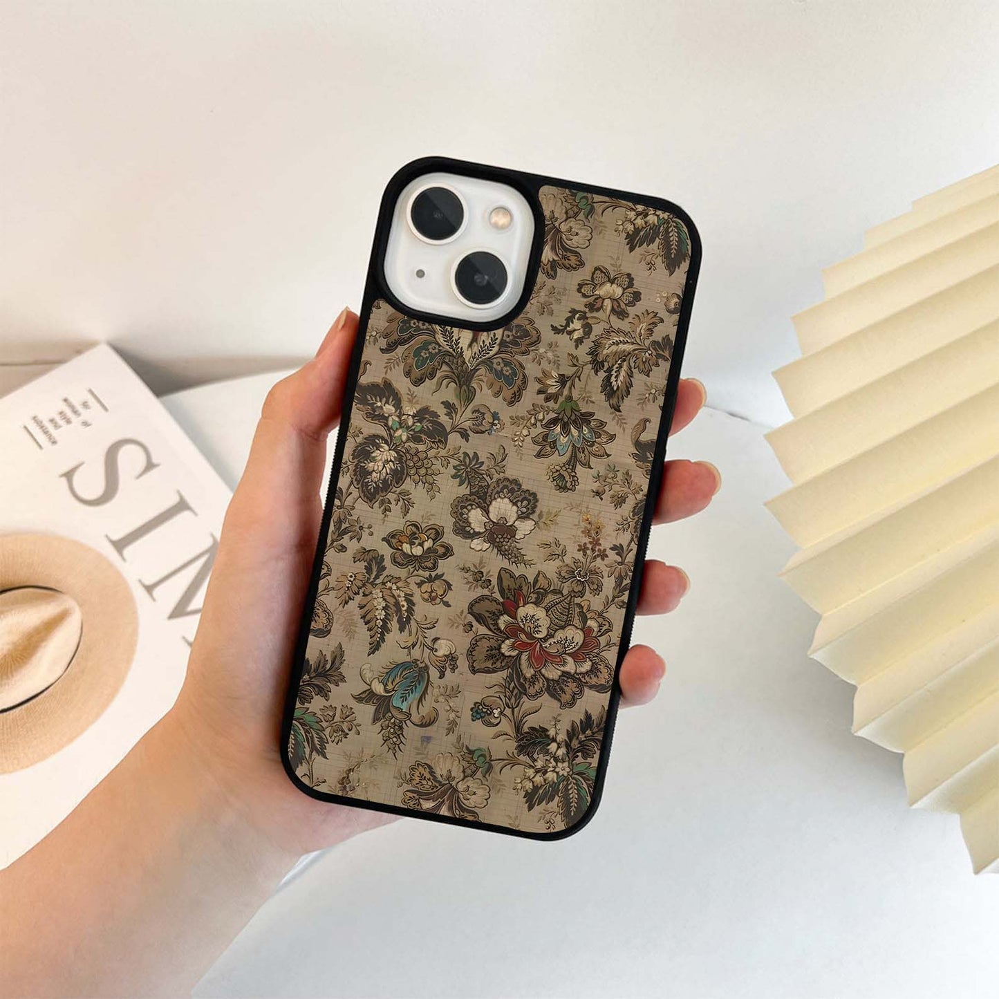 Solid Floral Print Glass Case