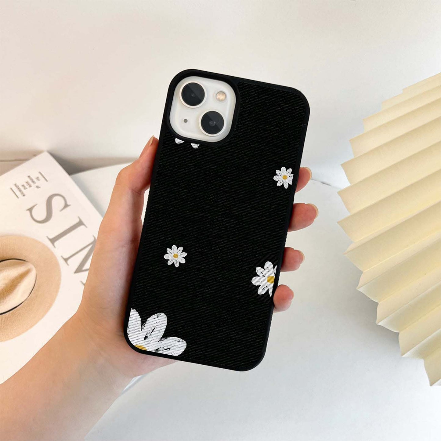 Daisy Drift Blush Glass Case