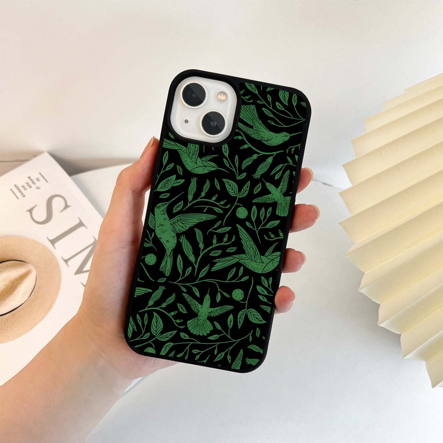 Velvet Queen Glass Case