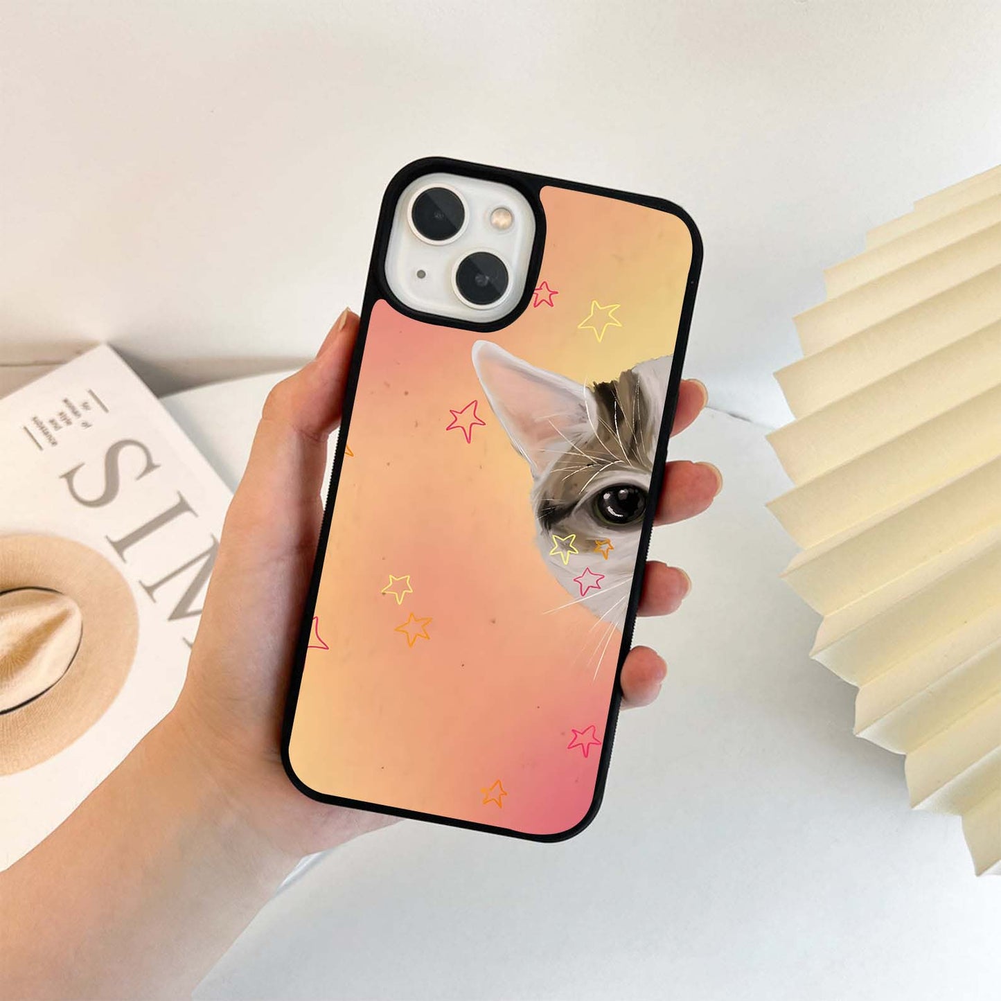 Cute Hidden Cat Glass Case