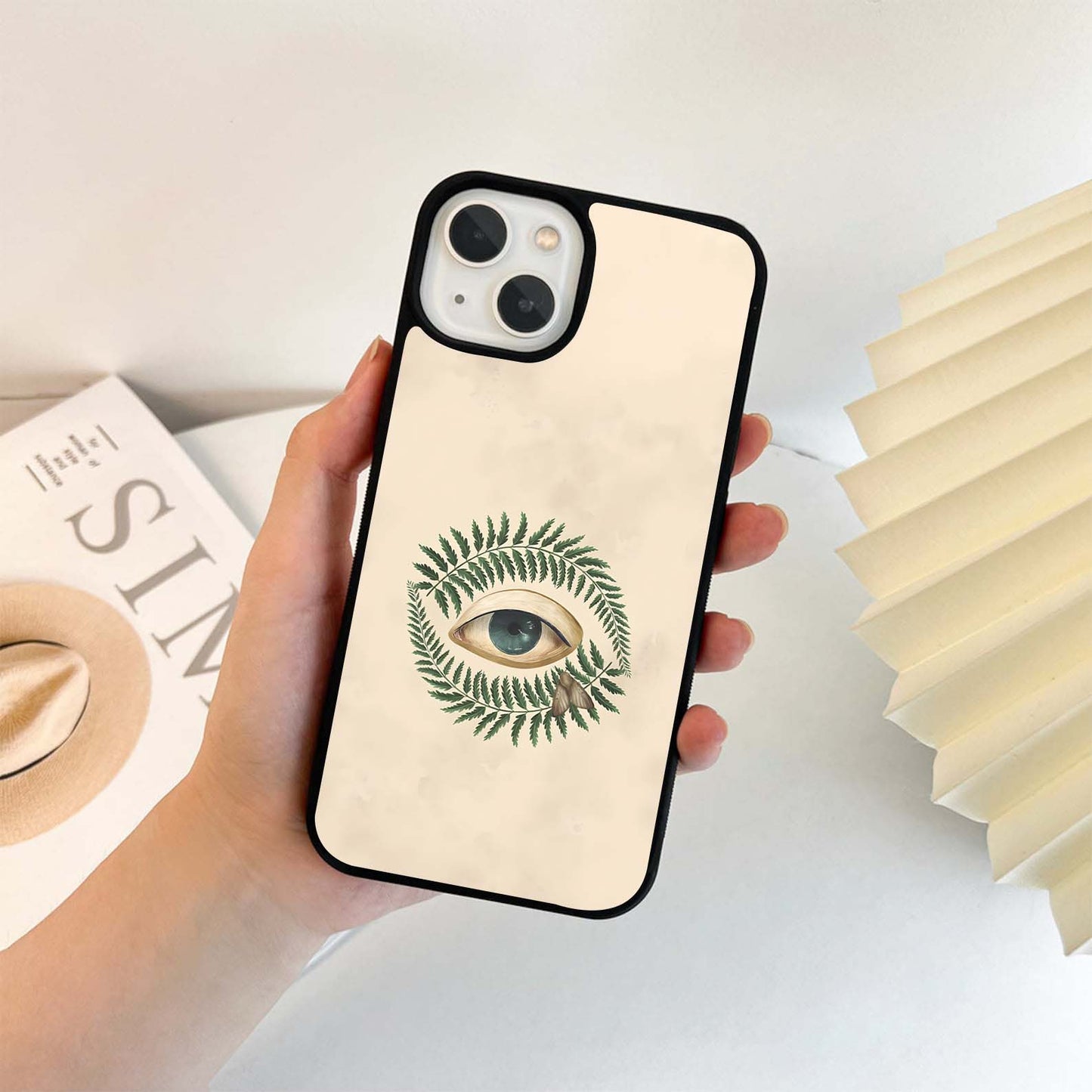 Leaf Eyes Glass Case