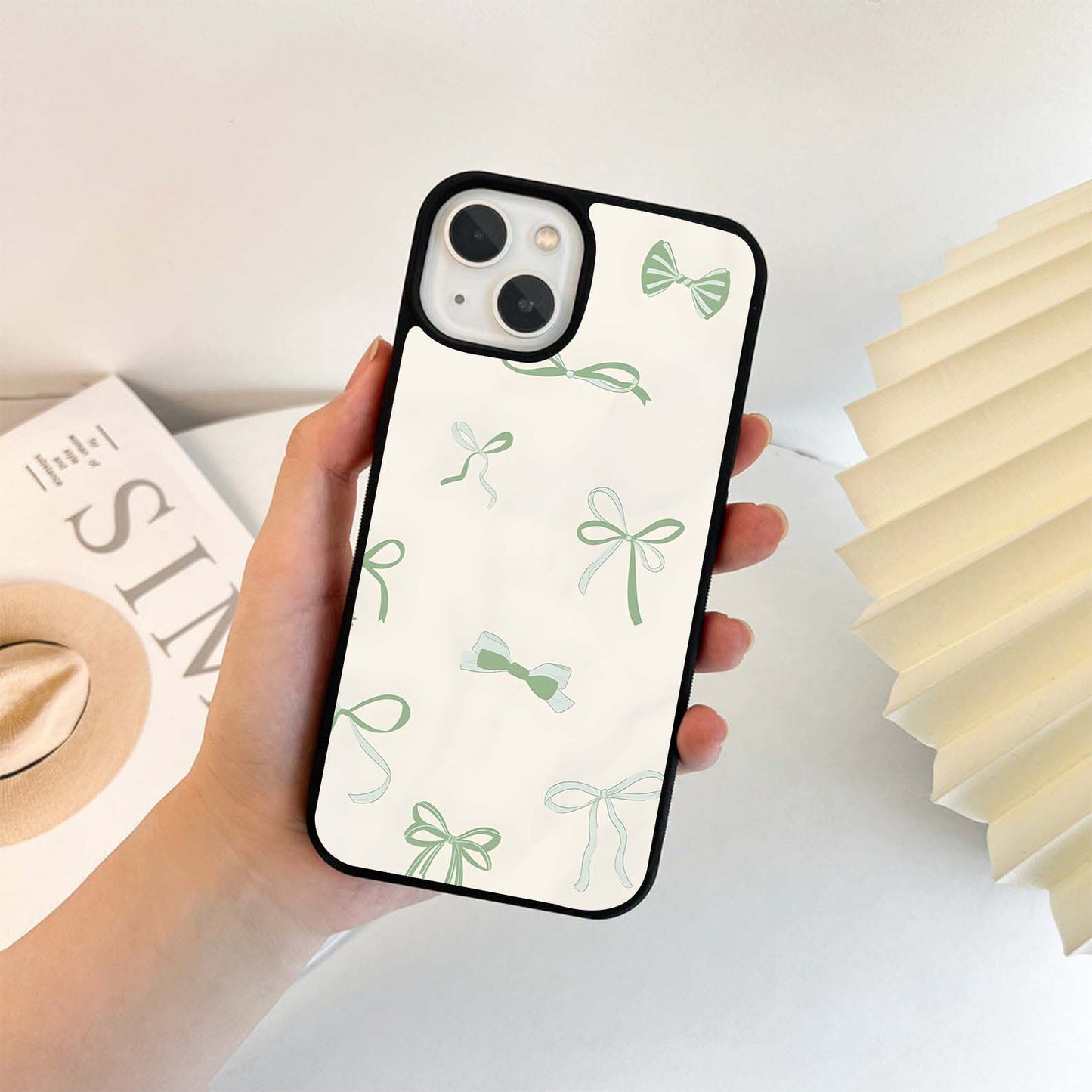 Green Ribbon Pattern Glass Case