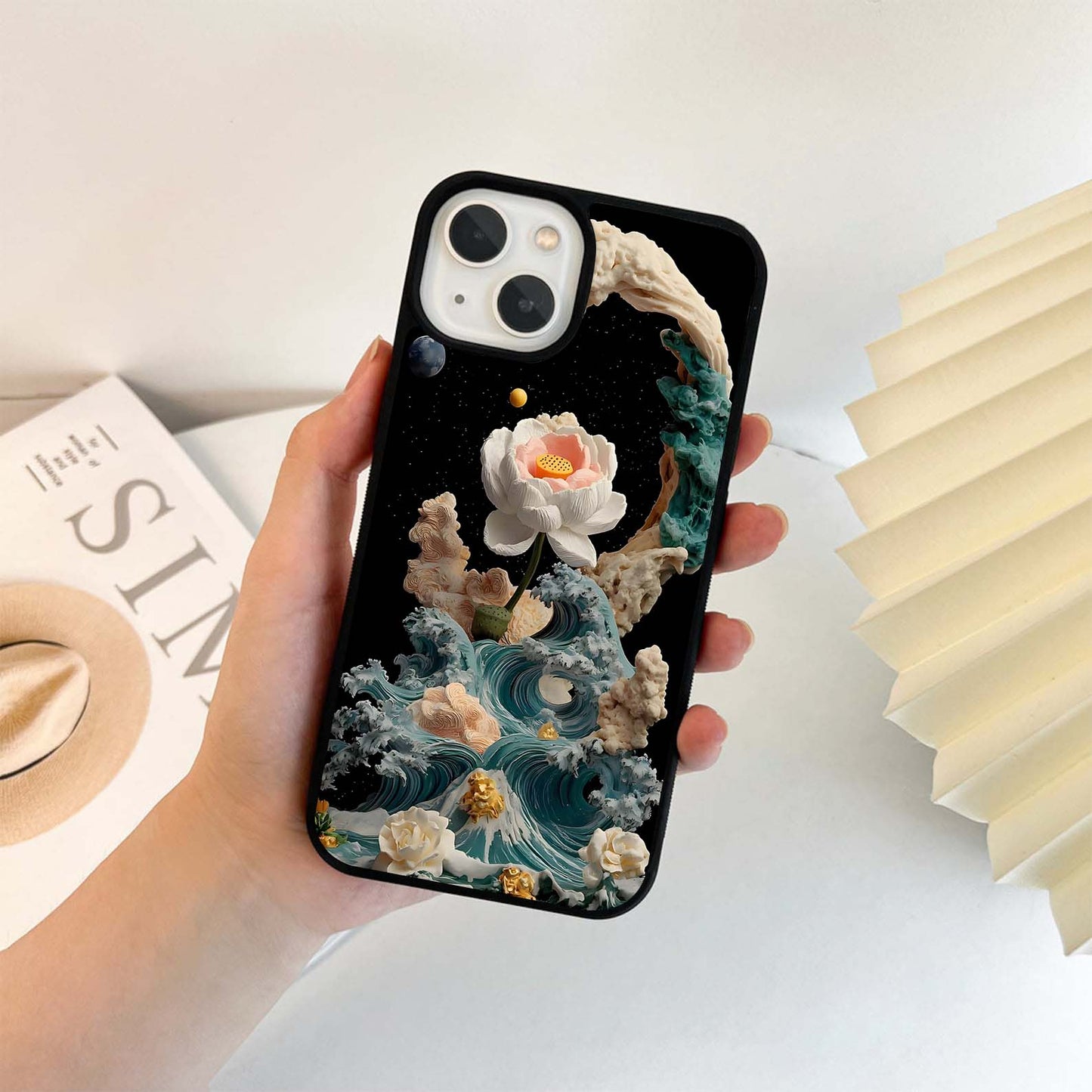 Painted Lotus Waving Glass Case