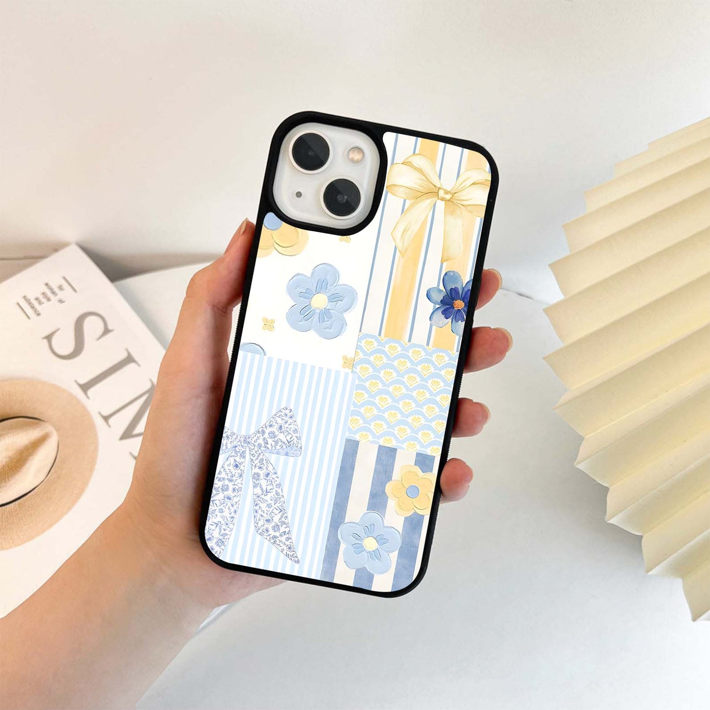 Vintage Retro Ribbon Glass Case