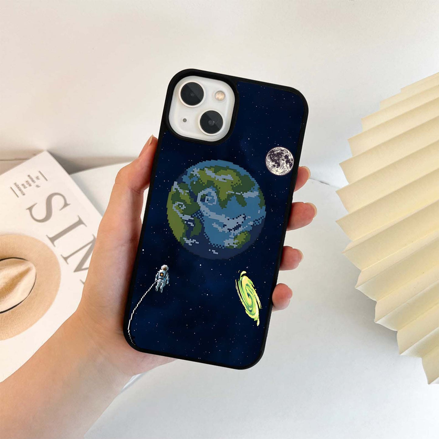 Earth Gaze Glass Case