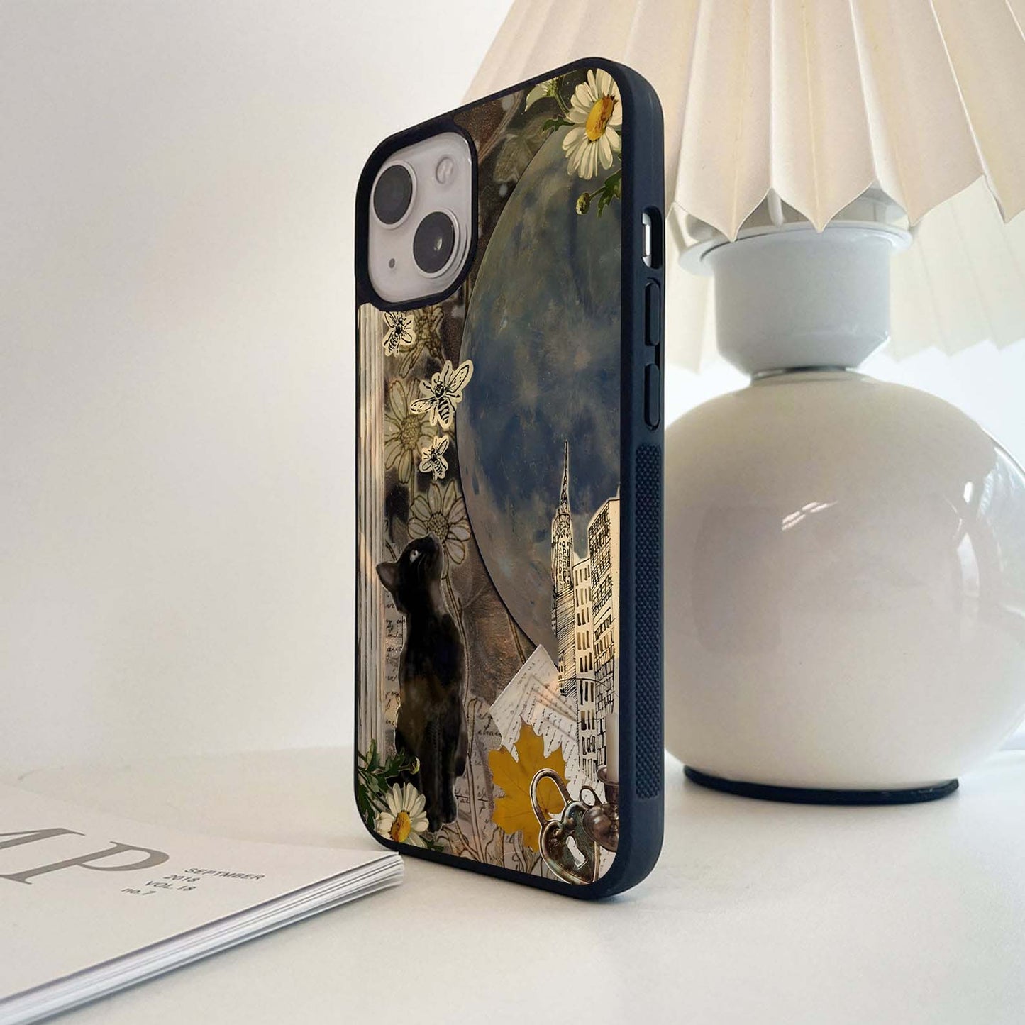 Vibe Bloom Cat Glass Case