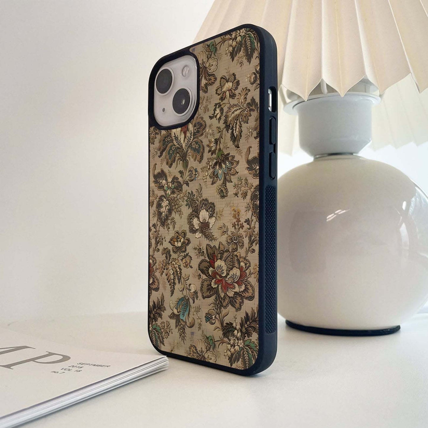 Solid Floral Print Glass Case