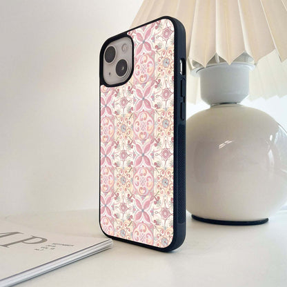 Soft pastel Cream Pattern Glass Case