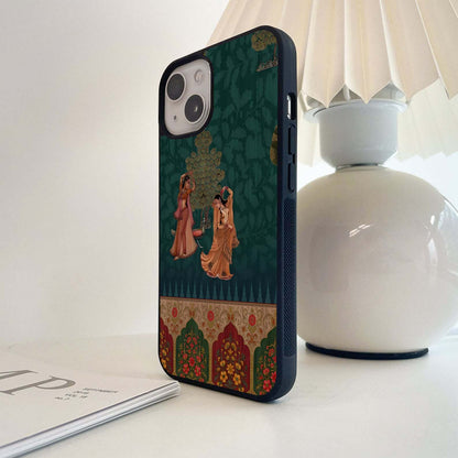 Courtly Grace Glass Case