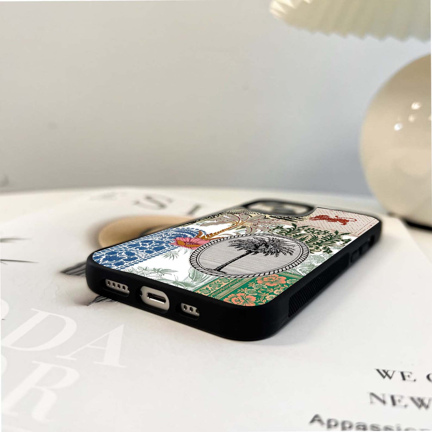 Aesthetic Tropical Tapestry Glass Case