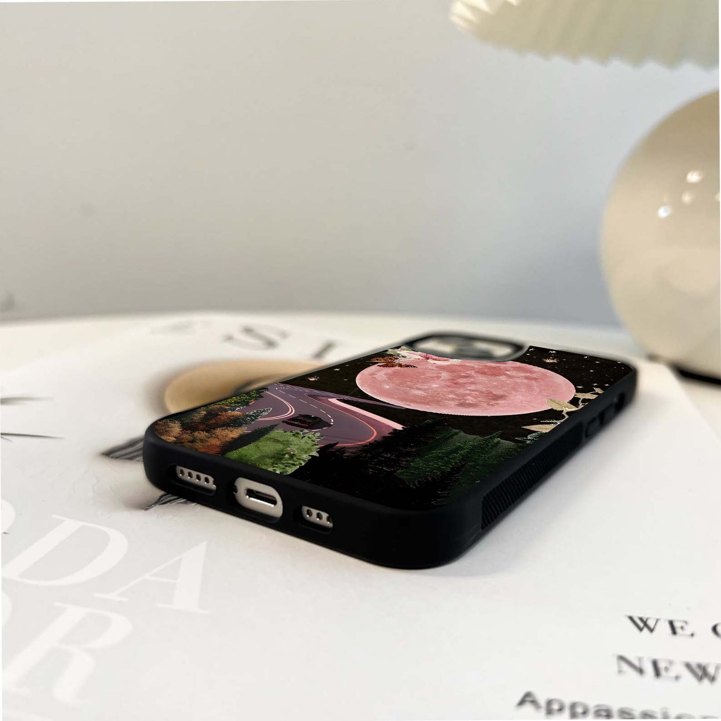 Lunar Roadtrip Glass Case