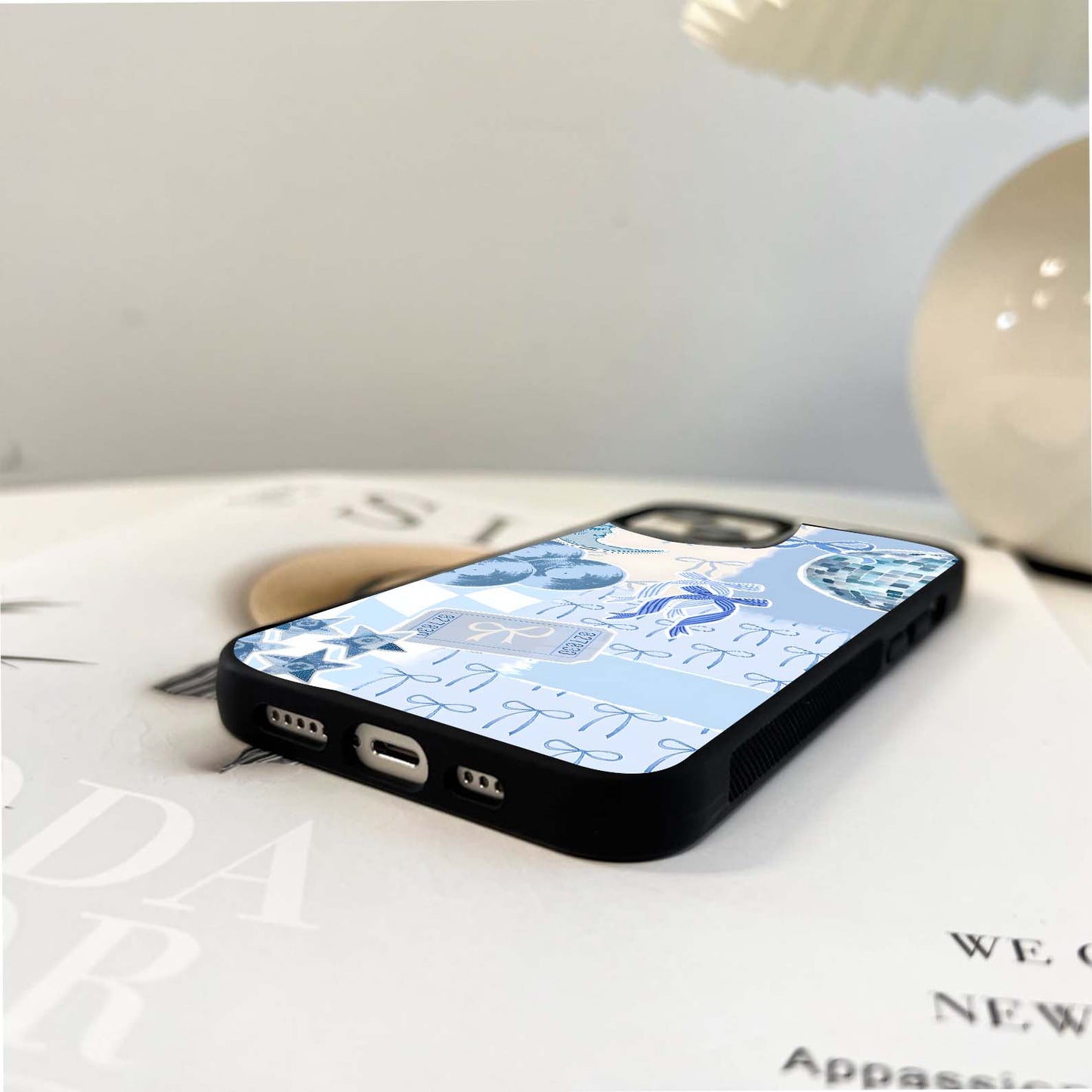 Bow Smoke Bloom Glass Case